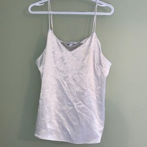 5/$25 Nine West white silky tank top with adjustable straps size xxl